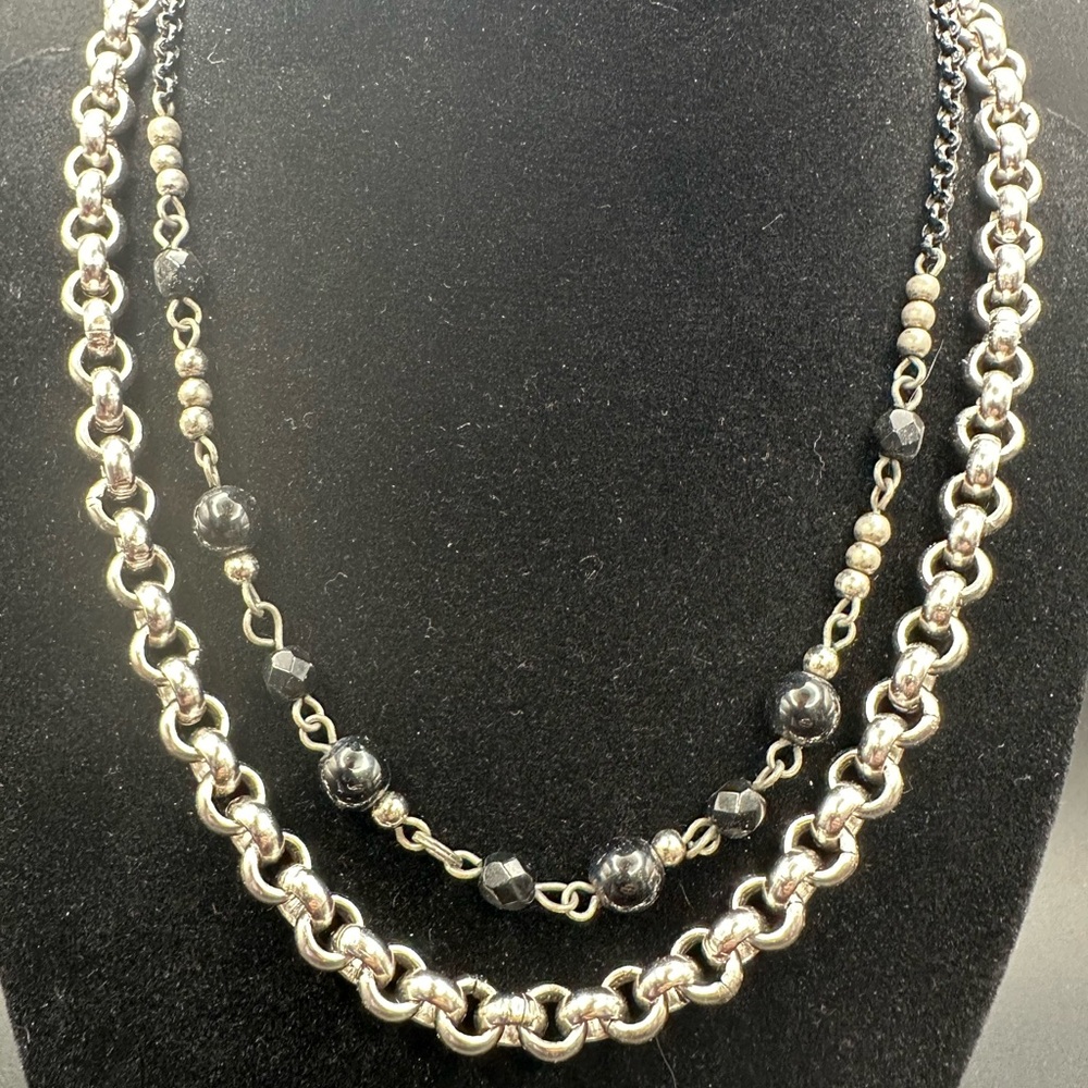 Sabika Reinvention Silver and Black Necklace